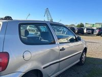 Gebraucht VW Polo Comfortline 60 PS (44 kW) 2000 Silber Limousine