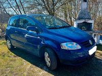 Gebraucht VW Fox 54 PS (39 kW) 2006 Blau Kleinwagen