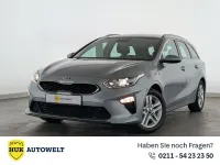 Używany Kia Ceed Vision 120 KM (88 kW) 2019 Srebrny Hatchback