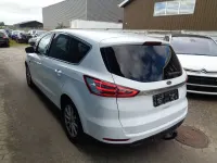 Gebraucht Ford S-MAX Titanium 150 PS (110 kW) 2018 Weiß Van / Kleinbus