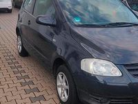 Usata VW Fox 64 CV (47 kW) 2004 Grigio Utilitaria