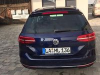 Gebraucht VW Passat Trendline 150 PS (110 kW) 2017 Blau Kombi