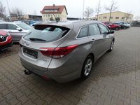 Gebraucht Hyundai i40 Classic 135 PS (99 kW) 2017 Grau Kombi