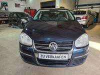 Gebraucht VW Jetta Comfortline 122 PS (89 kW) 2009 Blau Limousine