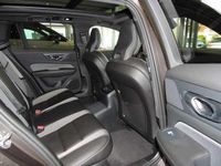 Gebraucht Volvo V60 Plus 253 PS (186 kW) 2022 Grau Kombi