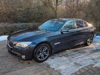 Gebraucht BMW 740 306 PS (225 kW) 2012 Grau Limousine