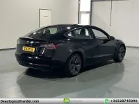 Gebraucht Tesla Model 3 Standard Range 175 kW (238 PS) 2023 Schwarz Limousine