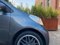 Gebraucht Toyota iQ 90 PS (66 kW) 2010 Grau Kleinwagen