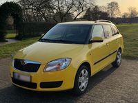 Gebraucht Skoda Fabia 69 PS (50 kW) 2008 Gelb Kombi