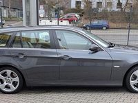 Gebraucht BMW 330 Sport Line 231 PS (169 kW) 2006 Grau Kombi