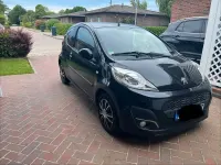Gebraucht Peugeot 107 68 PS (50 kW) 2013 Schwarz Kleinwagen