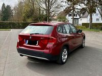 Gebraucht BMW X1 184 PS (135 kW) 2011 Rot SUV