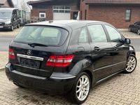 Gebraucht Mercedes B160 95 PS (69 kW) 2009 Schwarz Van / Kleinbus
