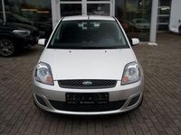 Gebraucht Ford Fiesta Style 80 PS (58 kW) 2007 Silber Kleinwagen
