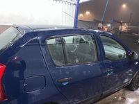 Gebraucht Dacia Sandero 75 PS (55 kW) 2011 Blau Kleinwagen