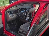 Gebraucht VW Passat Trendline 140 PS (102 kW) 2007 Rot Kombi