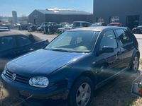 Gebraucht VW Golf IV 75 PS (55 kW) 2002 Blau Limousine