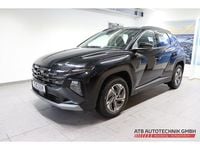 Neu Hyundai Tucson Select 150 PS (110 kW) 2025 Met (schwarz SUV