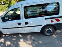 Gebraucht Opel Combo 90 PS (66 kW) 2008 Weiß Van / Kleinbus