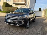 Gebraucht Ford Kuga Cool & Connect 150 PS (110 kW) 2017 Grau SUV