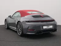 Gebraucht Porsche 911 Carrera Cabriolet 394 PS (289 kW) 2025 Grau Cabrio