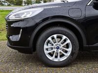 Gebraucht Ford Kuga Titanium 224 PS (164 kW) 2024 Schwarz SUV