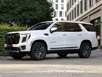 Neu GMC Yukon 439 PS (322 kW) 2025 Onyx black SUV