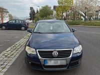 Second-hand VW Passat 2007 Albastru Berlinǎ
