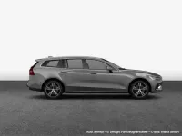 Gebraucht Volvo V60 Plus 257 PS (189 kW) 2024 Vapour grey metallic Kombi