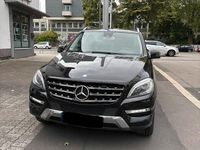 Gebraucht Mercedes ML350 258 PS (189 kW) 2013 Schwarz SUV