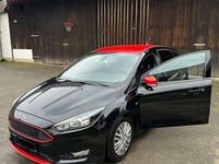Gebraucht Ford Focus ST-Line 125 PS (91 kW) 2017 Schwarz Limousine