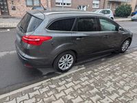 Gebraucht Ford Focus Titanium 120 PS (88 kW) 2015 Grau Kombi