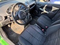 Gebraucht Mazda 2 Independence 75 PS (55 kW) 2009 Grün Kleinwagen