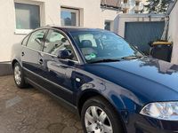 Gebraucht VW Passat 150 PS (110 kW) 2001 Blau Limousine