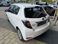 gebraucht Toyota Yaris Hybrid Life