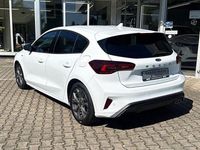 Gebraucht Ford Focus ST-Line 125 PS (91 kW) 2024 Frostweiß Limousine