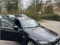 Gebraucht BMW 320 184 PS (135 kW) 2011 Schwarz Limousine