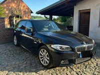 Gebraucht BMW 525 217 PS (159 kW) 2013 Blau Kombi
