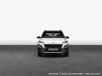 Gebraucht Hyundai Kona Select 150 kW (204 PS) 2022 Weiß SUV