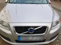 Gebraucht Volvo V70 Inscription 215 PS (158 kW) 2012 Silber Kombi