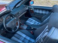 Gebraucht Mercedes SL280 193 PS (141 kW) 1995 Rot Cabrio
