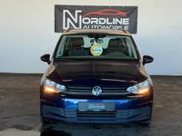 Gebraucht VW Touran Trendline 110 PS (80 kW) 2016 Blau Van / Kleinbus