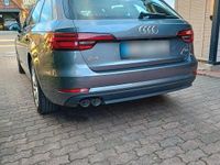 Gebraucht Audi A4 190 PS (139 kW) 2018 Grau Kombi