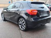 Gebraucht Mercedes 220 170 PS (125 kW) 2013 Schwarz Kleinwagen