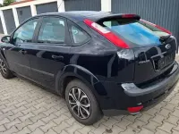 Gebraucht Ford Focus 101 PS (74 kW) 2006 Blau Limousine