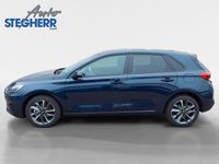 Neu Hyundai i30 Advantage 140 PS (102 kW) 2025 Blau Limousine