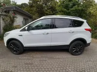 Gebraucht Ford Kuga Trend 150 PS (110 kW) 2016 Weiß SUV