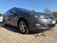 Gebraucht Opel Astra Innovation 179 PS (131 kW) 2012 Grau Kombi