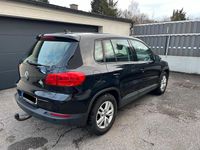 Gebraucht VW Tiguan Trendline 122 PS (89 kW) 2014 Schwarz SUV