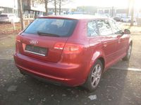 Gebraucht Audi A3 125 PS (91 kW) 2010 Rot Kleinwagen